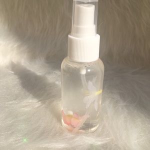 Vanilla scented body mist
